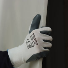 Load image into Gallery viewer, Large - Secure Grip Gloves Lightweight Wet/Dry Grip
